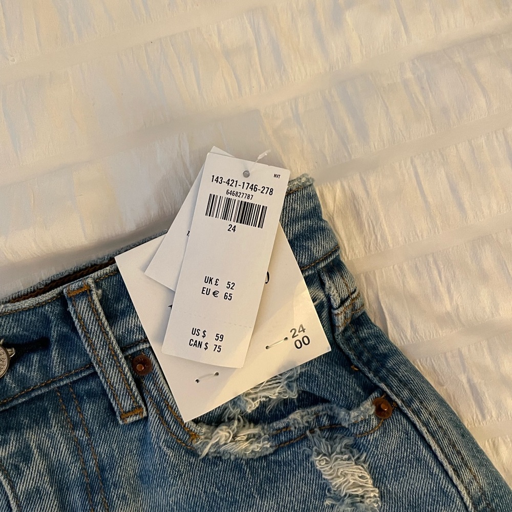 Abercrombie high rise denim skirt - Picture 2 of 3